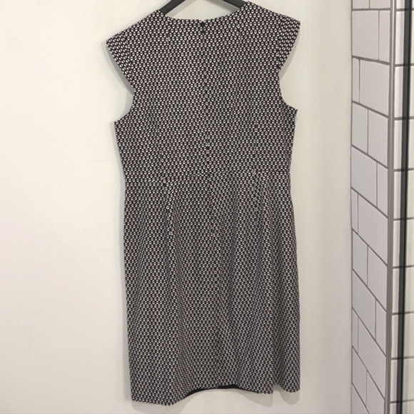 J. Crew Cap Sleeve Matelasse Dress in Navy Multi Sheath Dress - Picture 4 of 9